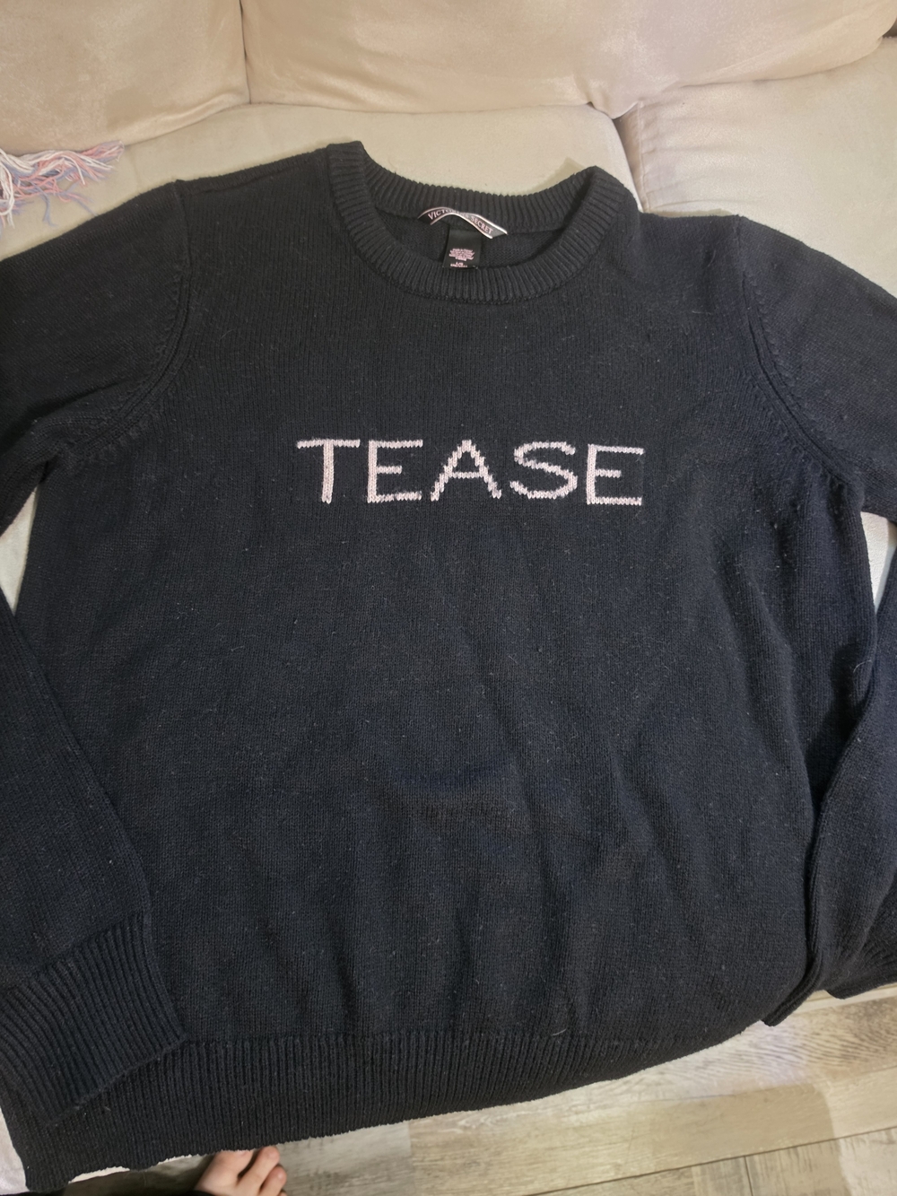 Victoria's Secret L Crewneck Sweater Cashmere Blend Black Tease